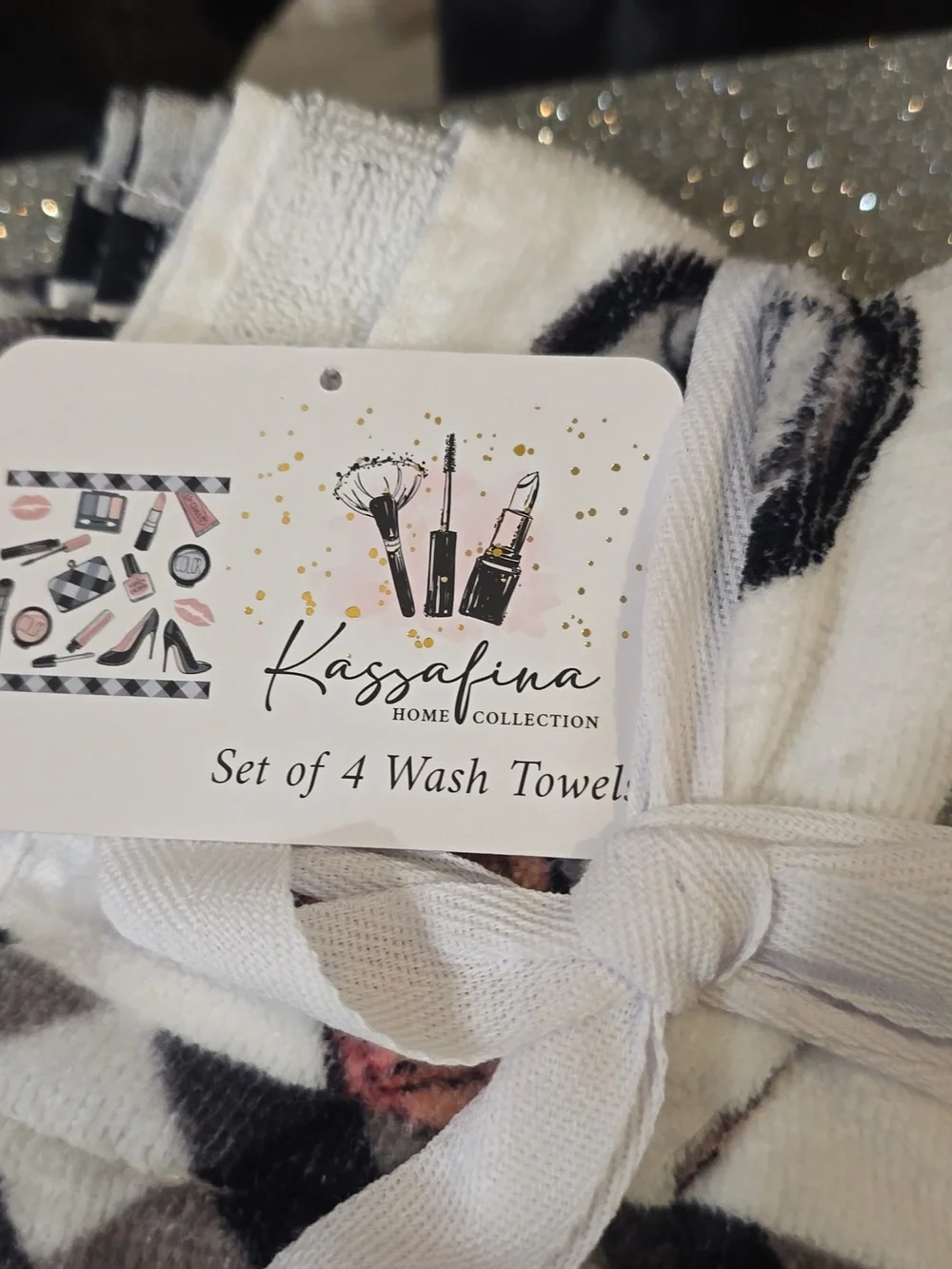 Kassafina Home Collections Set Of 4 Makeup & Fashion Print Wash Towels